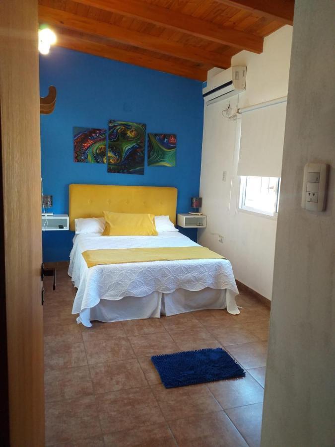 Casa Con Pileta En * Roldan